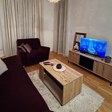 Апартаменты Misho, Near Big Fashion *